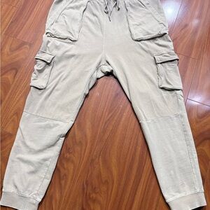 PacSun Light Tan Cargo Pants
